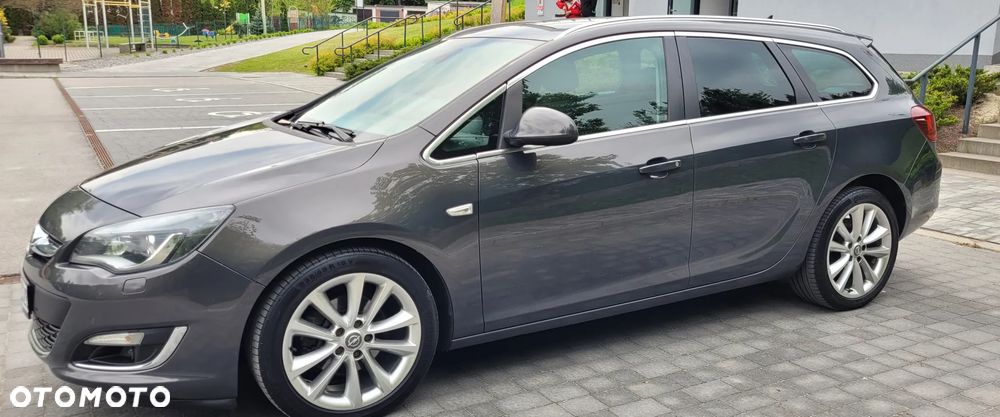 Opel Astra 1.6 SIDI Turbo Automatik Innovation - 2