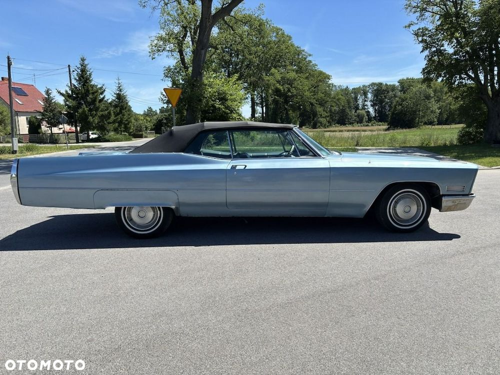 Cadillac Deville - 9