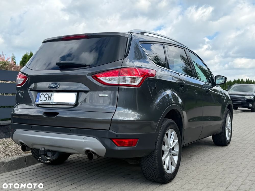 Ford Kuga 1.5 EcoBoost 2x4 Titanium - 8