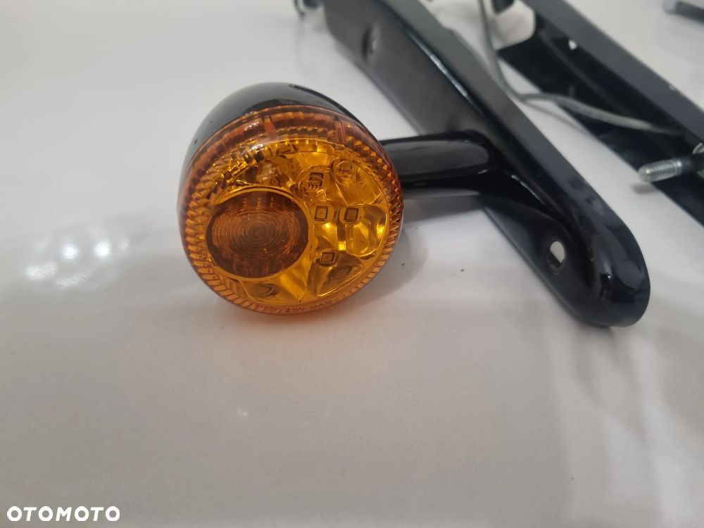 Harley Davidson Sportster XL883 XL1200 Iron 48 Kierunkowskaz Kierunkowskazy Led Szable Kierunki - 1