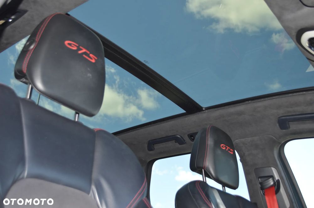 Porsche Cayenne GTS - 18