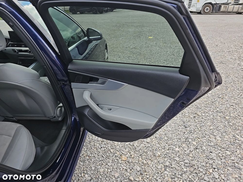 Audi A4 Limousine 40 TFSI mHEV Quattro S Line S tronic - 24