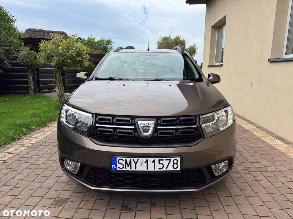 Dacia Logan TCe 90 Celebration - 3