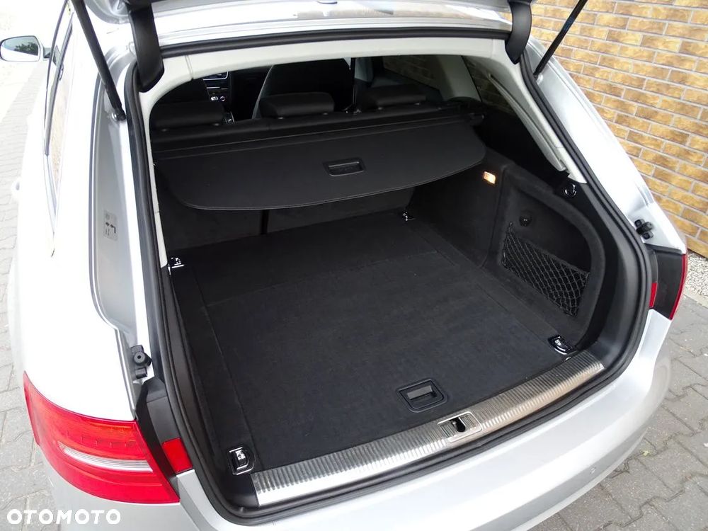 Audi A4 Avant 2.0 TDI DPF Attraction - 35