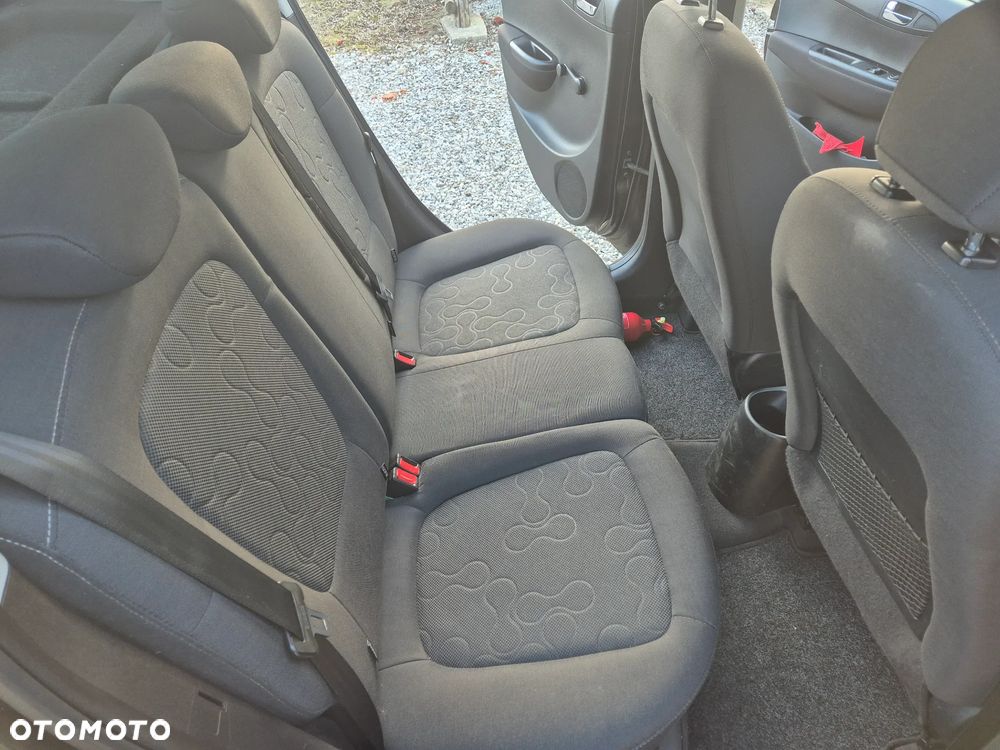 Hyundai i20 1.2 UEFA EURO 2012 Edition - 21
