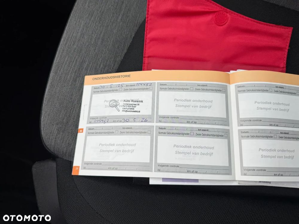 Citroën C4 Grand Picasso 1.6 HDi Attraction - 31