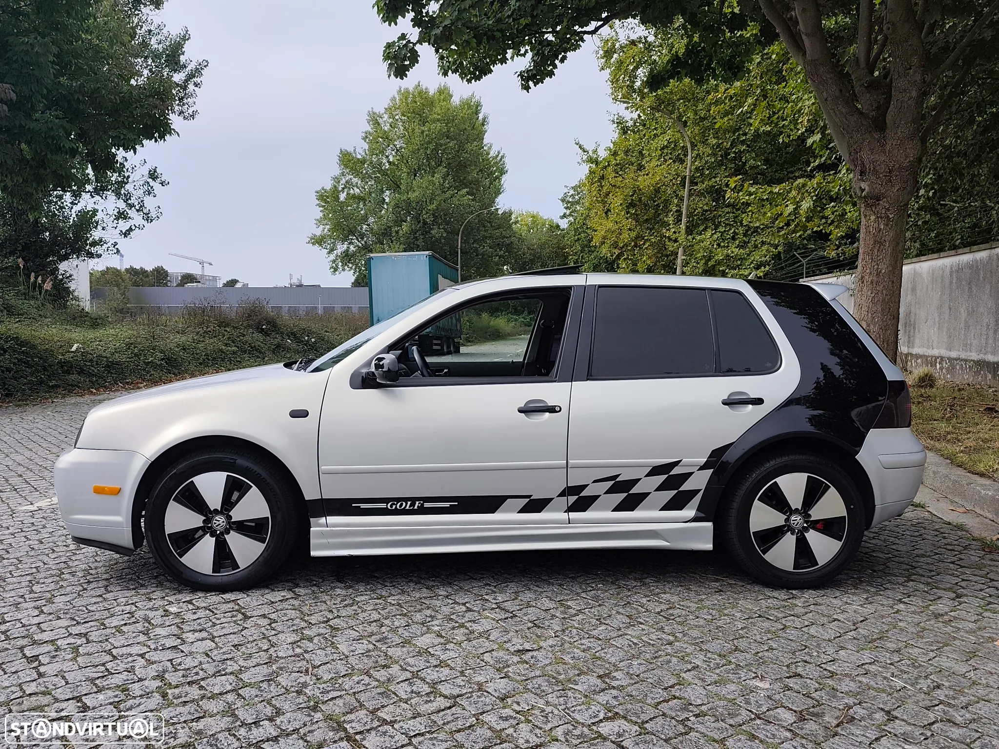 VW Golf 1.9 TDi Highline Aut. - 3