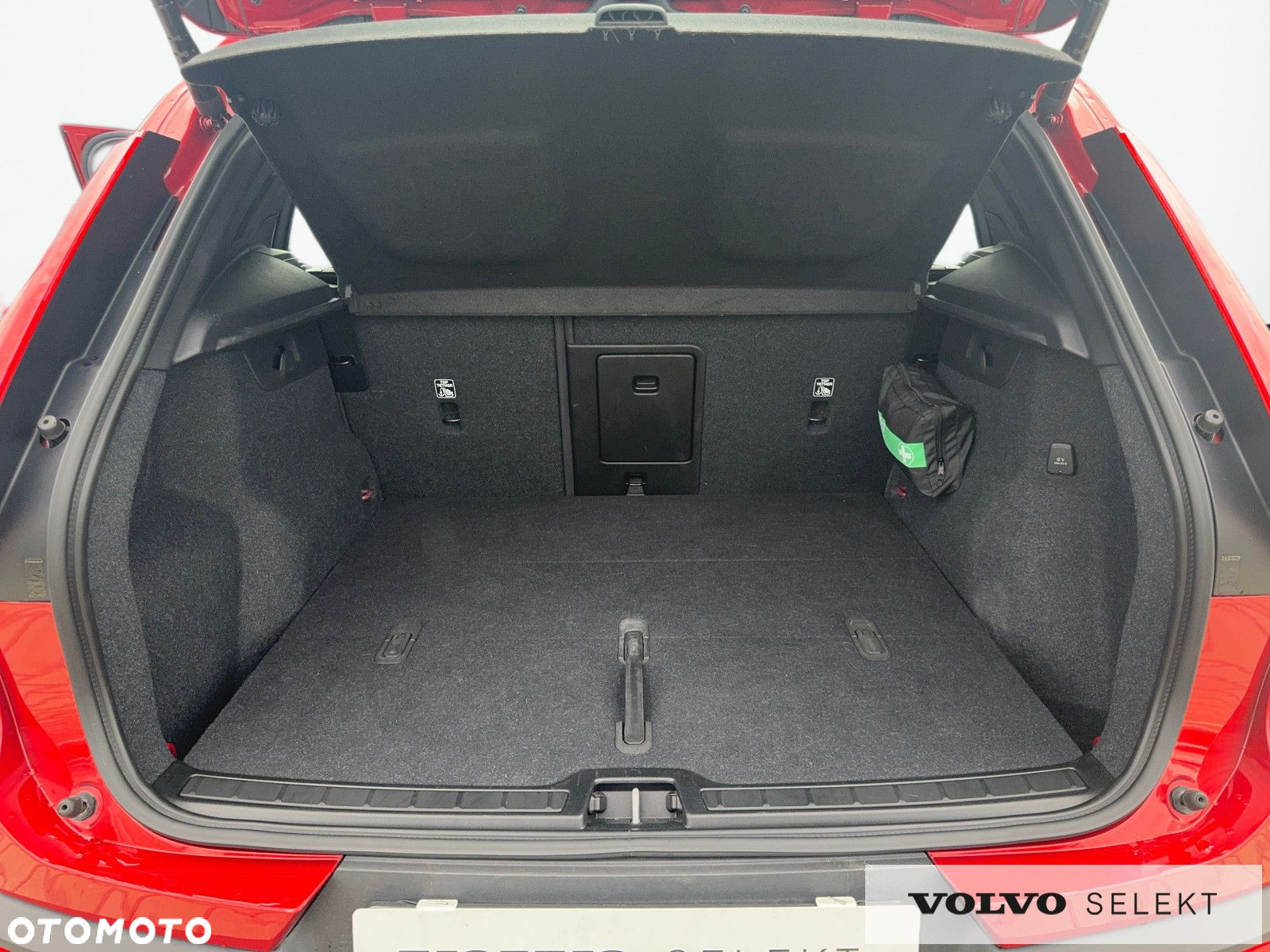 Volvo XC 40 - 18