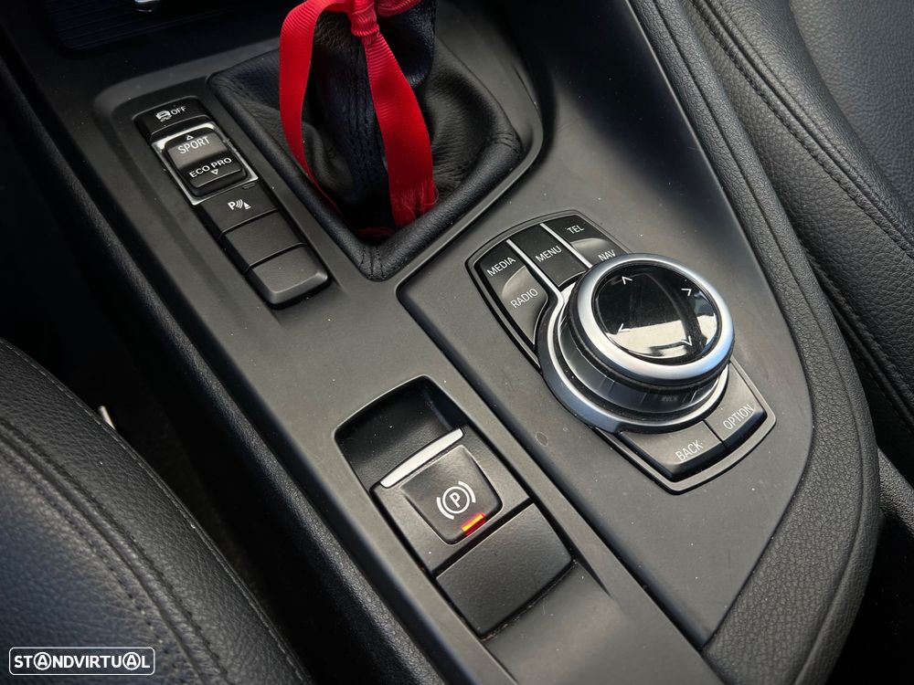 BMW X1 16 d sDrive Line Sport - 22