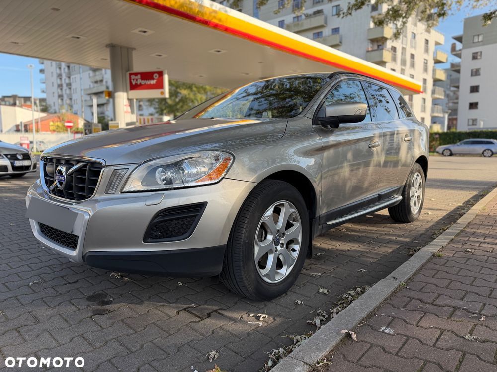Volvo XC 60 - 8