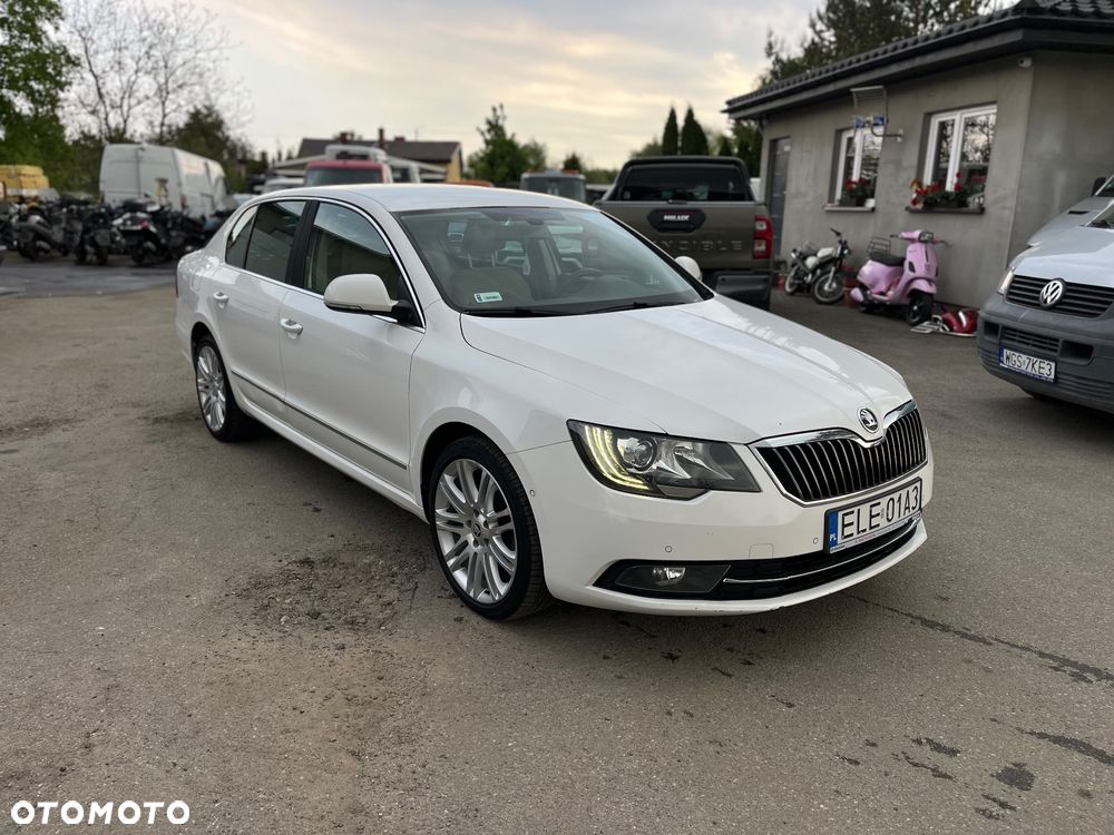 Skoda Superb 2.0 TSI Active DSG - 1