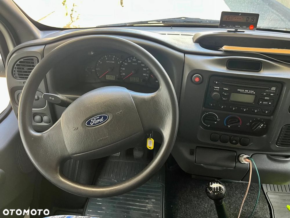 Ford Transit - 17