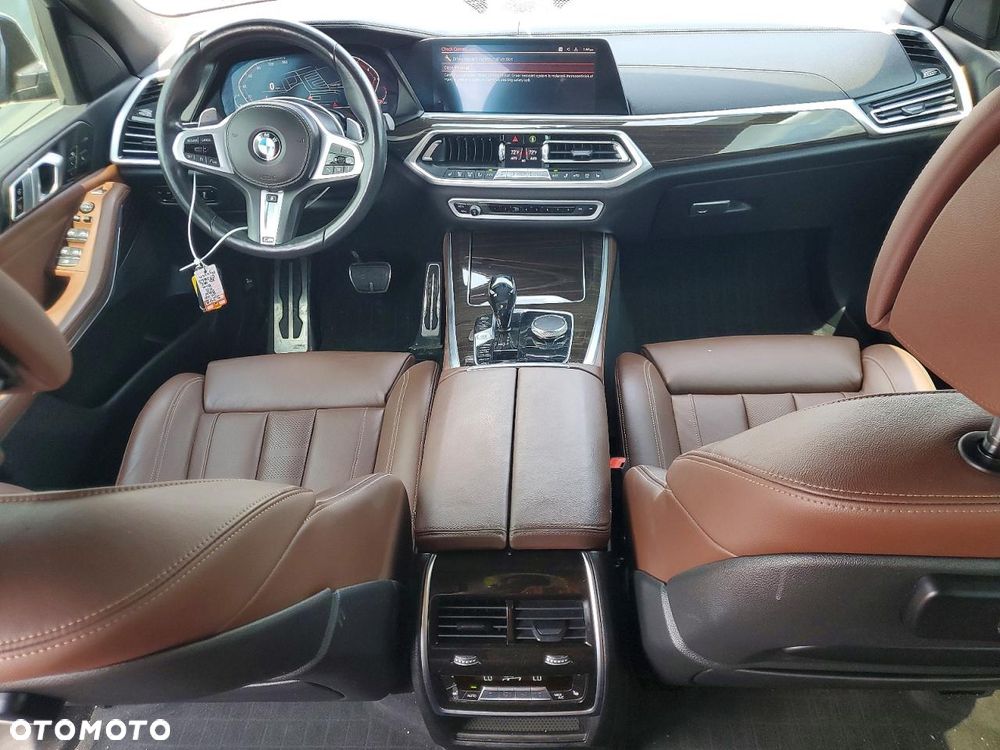 BMW X5 xDrive40i - 9