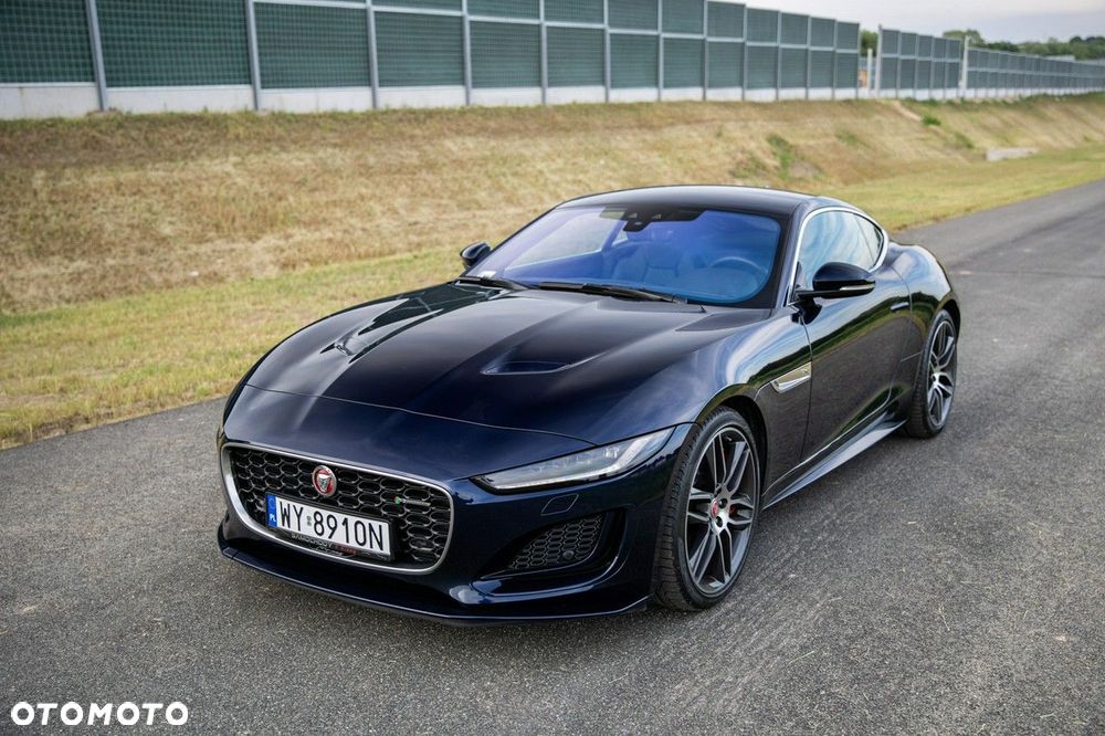 Jaguar F-Type - 4