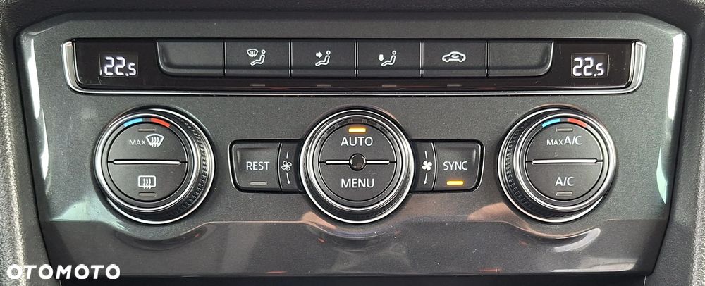 Volkswagen Tiguan 2.0 TDI SCR Elegance - 19