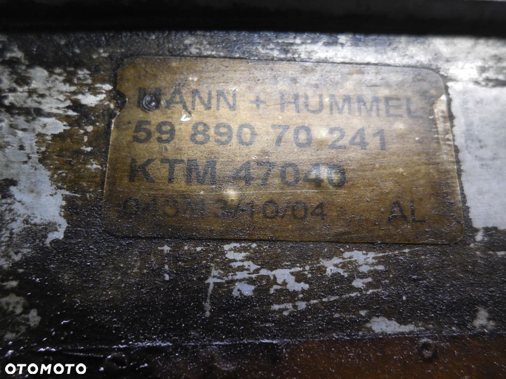 PODSTAWA FILTRA OLEJU FIAT CROMA II 1.9 JTD 5989070241 - 2