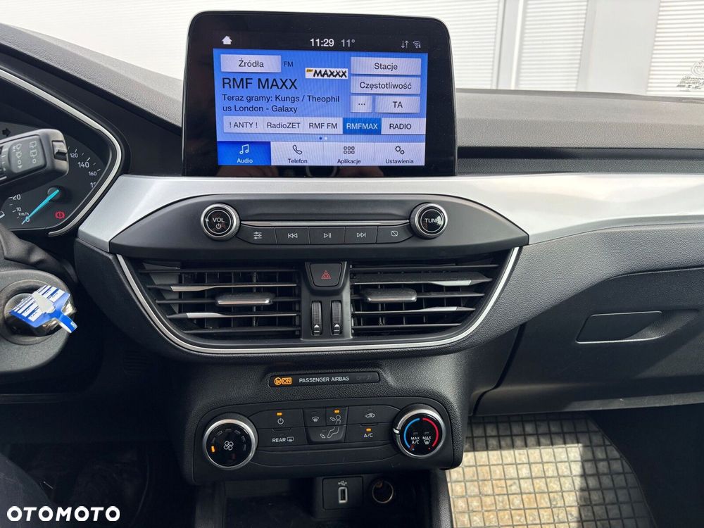 Ford Focus 1.0 EcoBoost Trend - 11