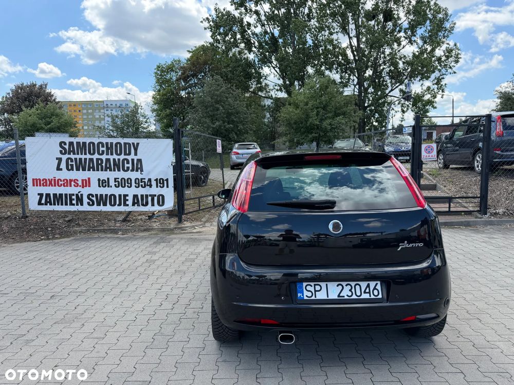 Fiat Punto 1.4 16V Dynamic - 7