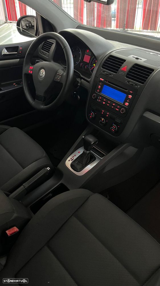 VW Golf 2.0 TDi Sport DSG - 14