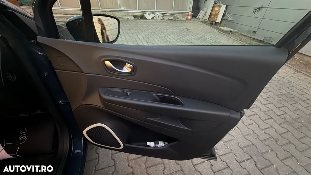Renault Captur TCe Zen - 22