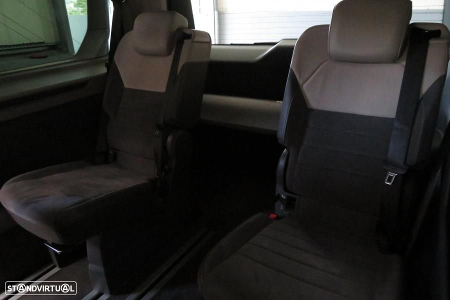 VW Multivan 2.0 TDI Style Longa DSG - 26