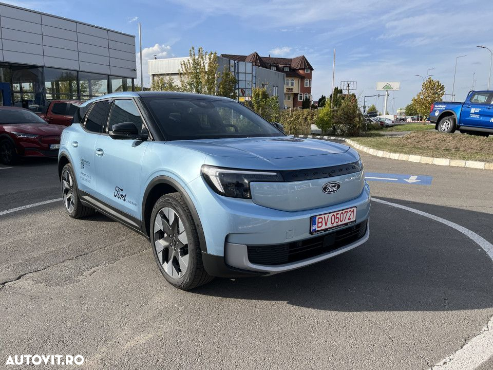 Ford Explorer - 3