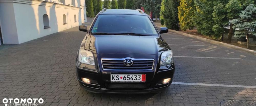 Toyota Avensis - 30