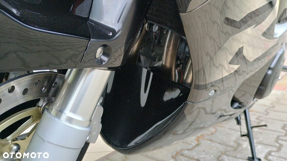 Honda CBR - 13