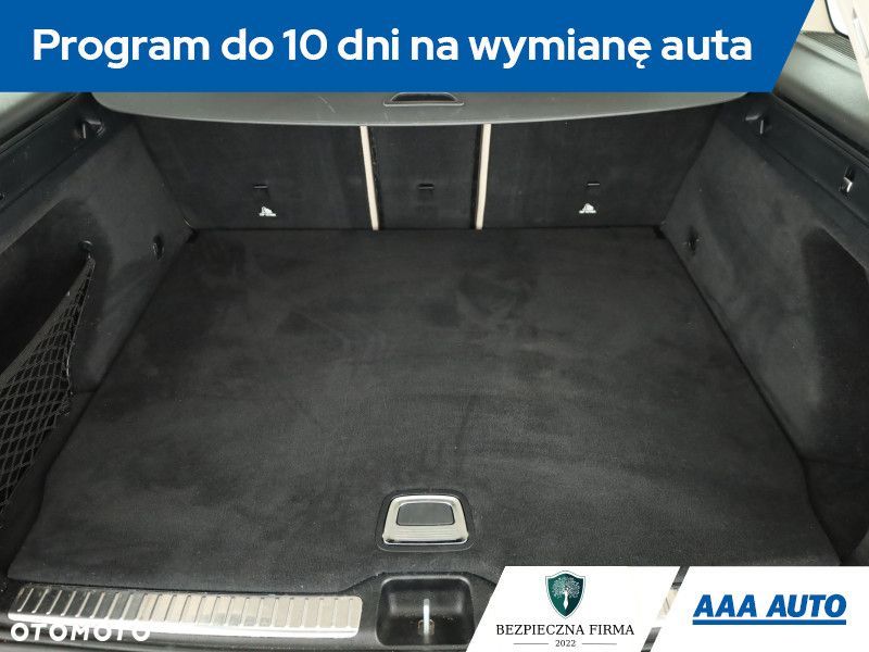 Mercedes-Benz GLC - 19