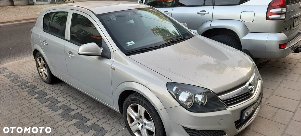 Opel Astra - 4