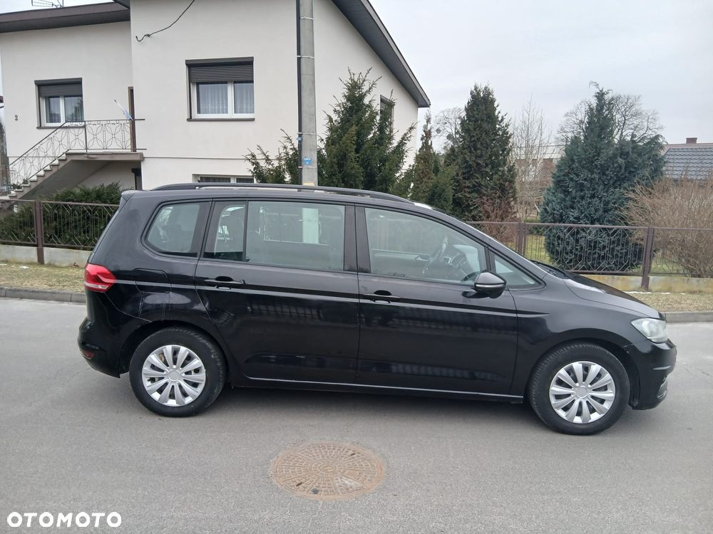 Volkswagen Touran 1.6 TDI BMT Comfortline - 10