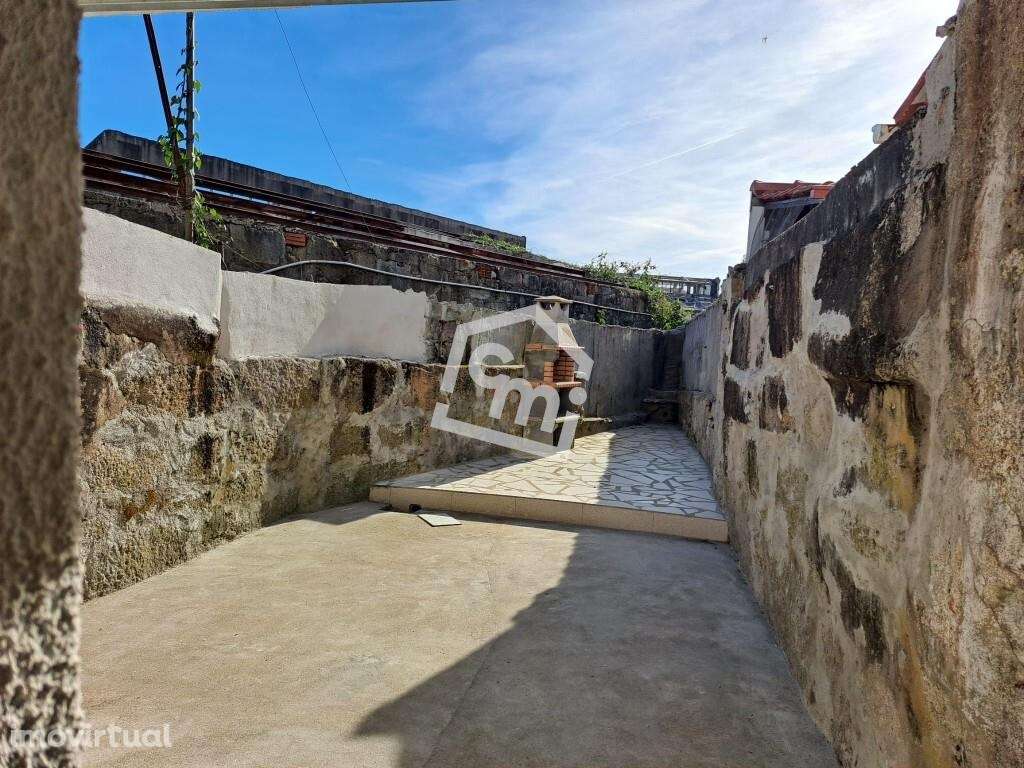 Arrendamento | Porto (Freixo) Despesas incluídas/ Terraço - Grande imagem: 2/12