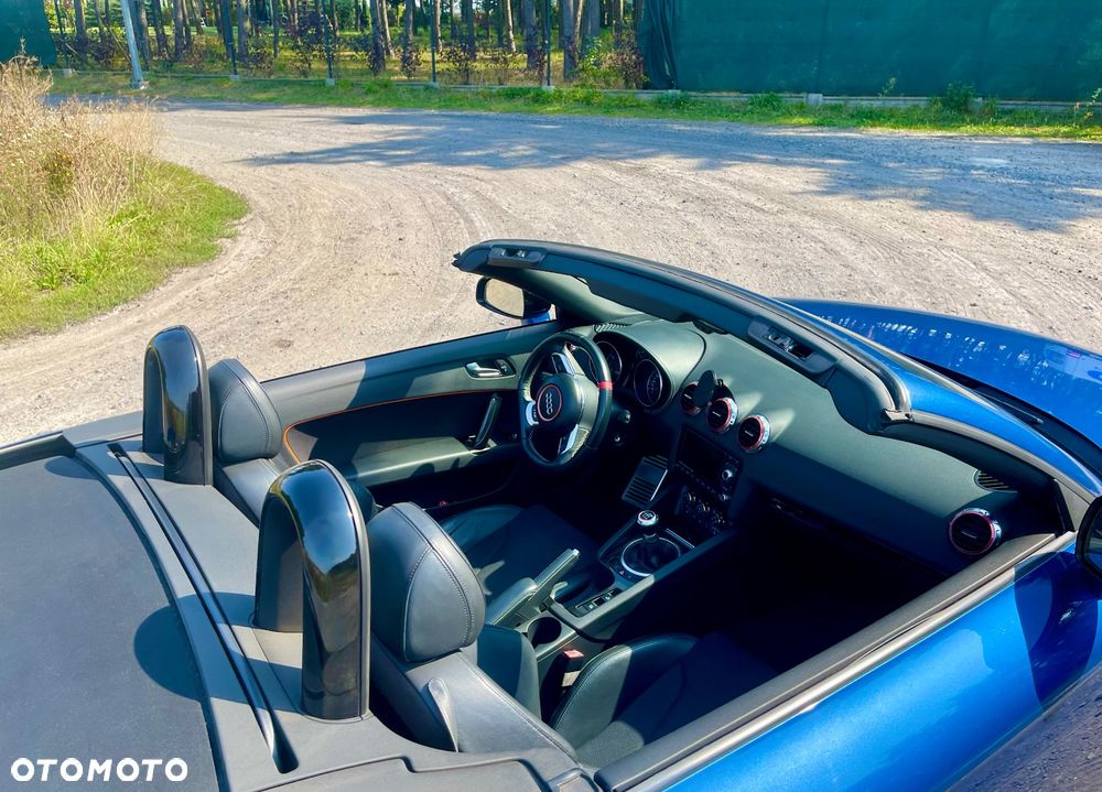 Audi TT Roadster - 20