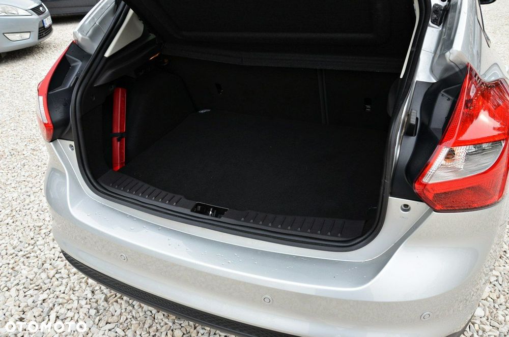 Ford Focus 1.6 TI-VCT Champions Edition - 10
