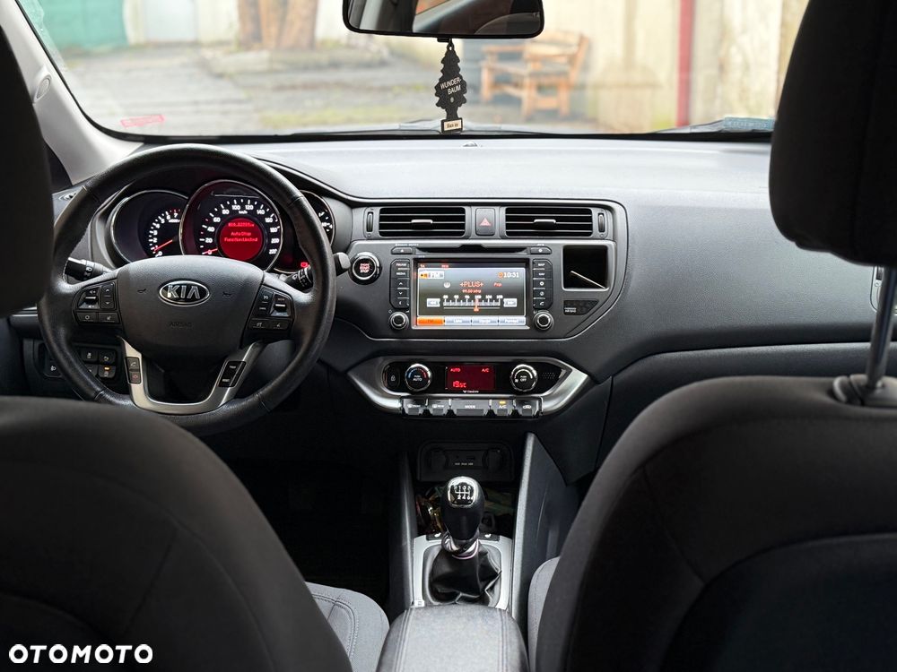 Kia Rio 1.4 XL - 11