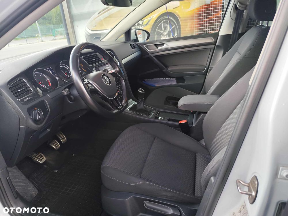 Volkswagen Golf 1.6 TDI BMT Comfortline - 6