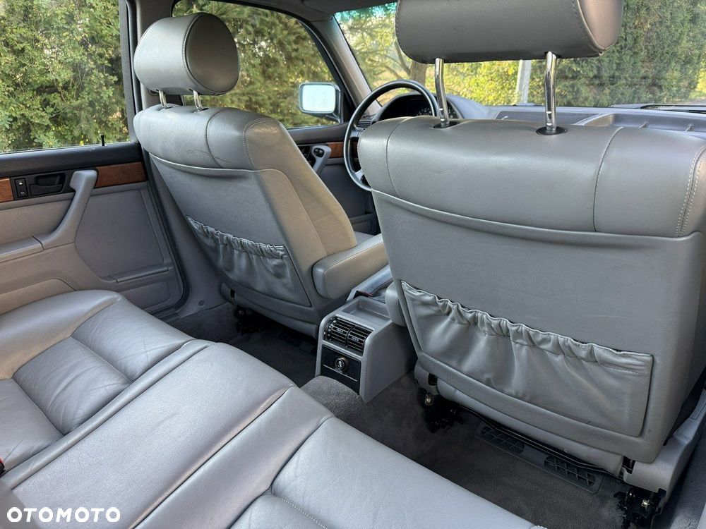 BMW Seria 7 - 11