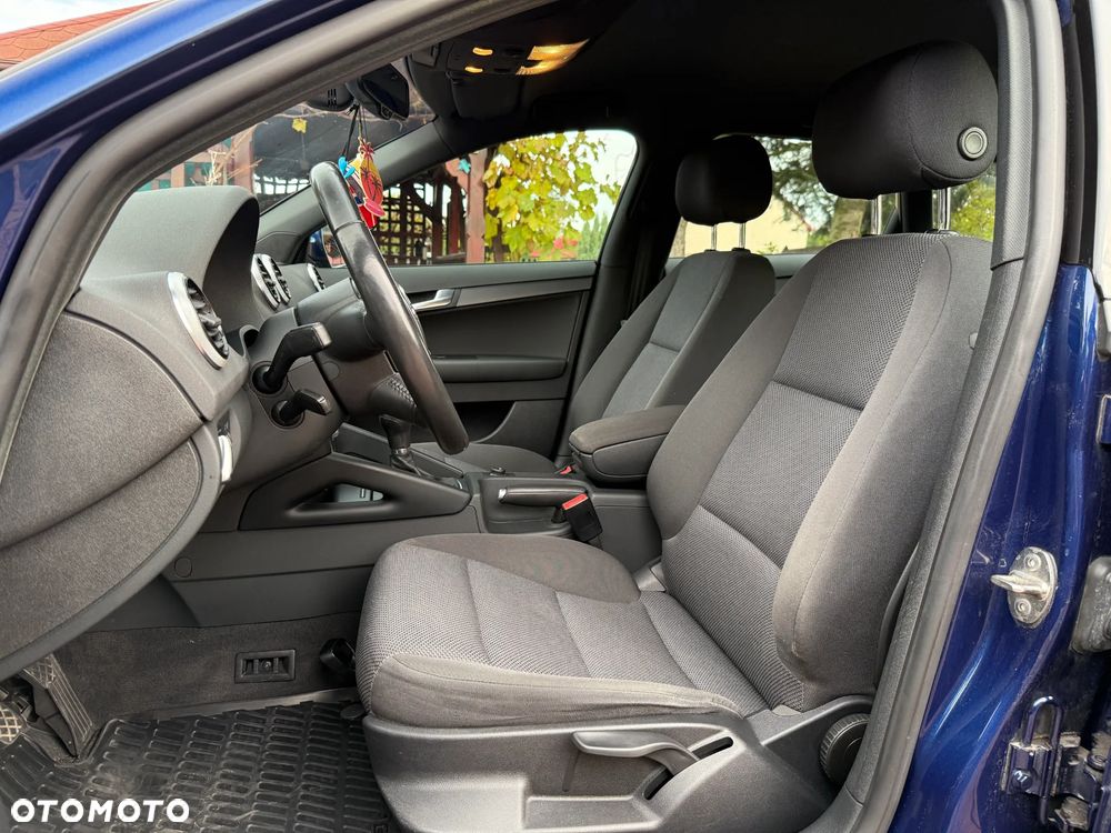 Audi A3 2.0 TDI DPF quattro Attraction - 16