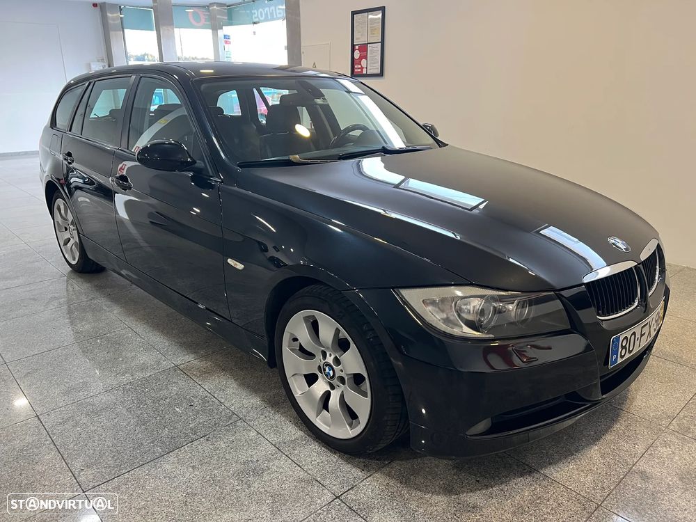 BMW 320 d Touring Dynamic - 1