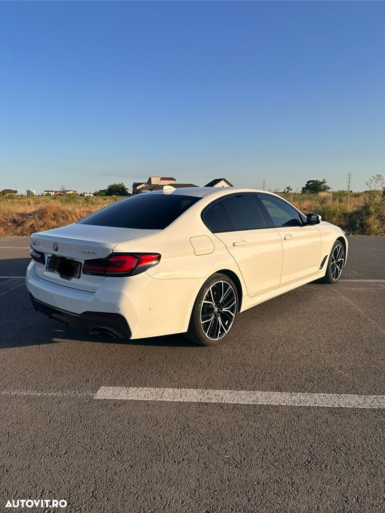 BMW Seria 5 530i AT MHEV - 3
