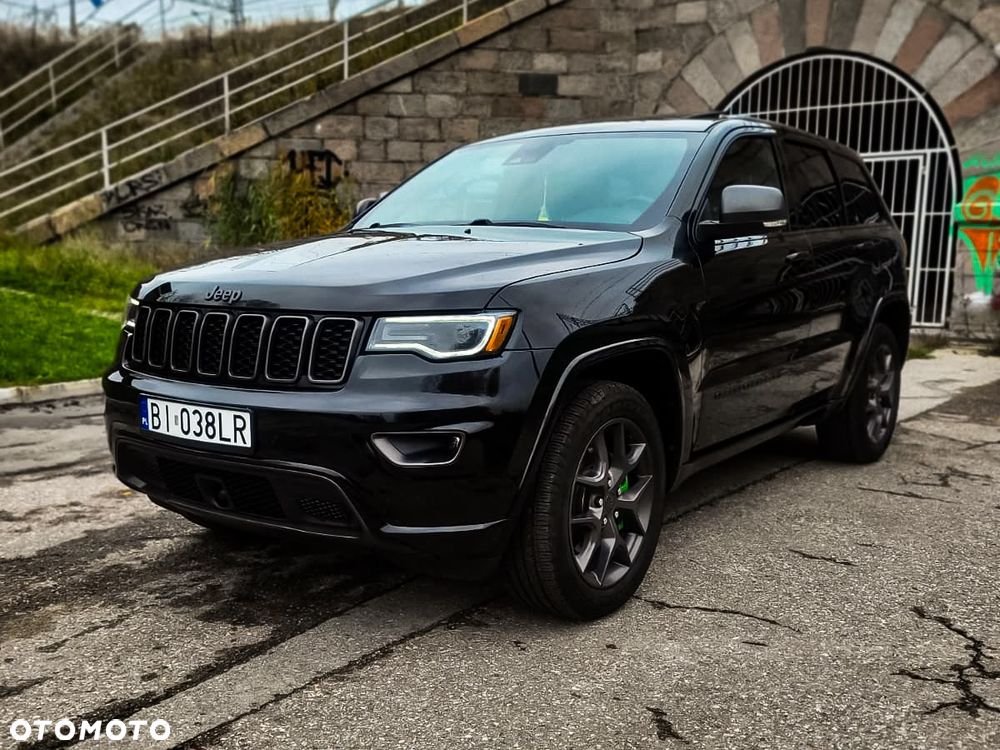 Jeep Grand Cherokee 2020 photo 2