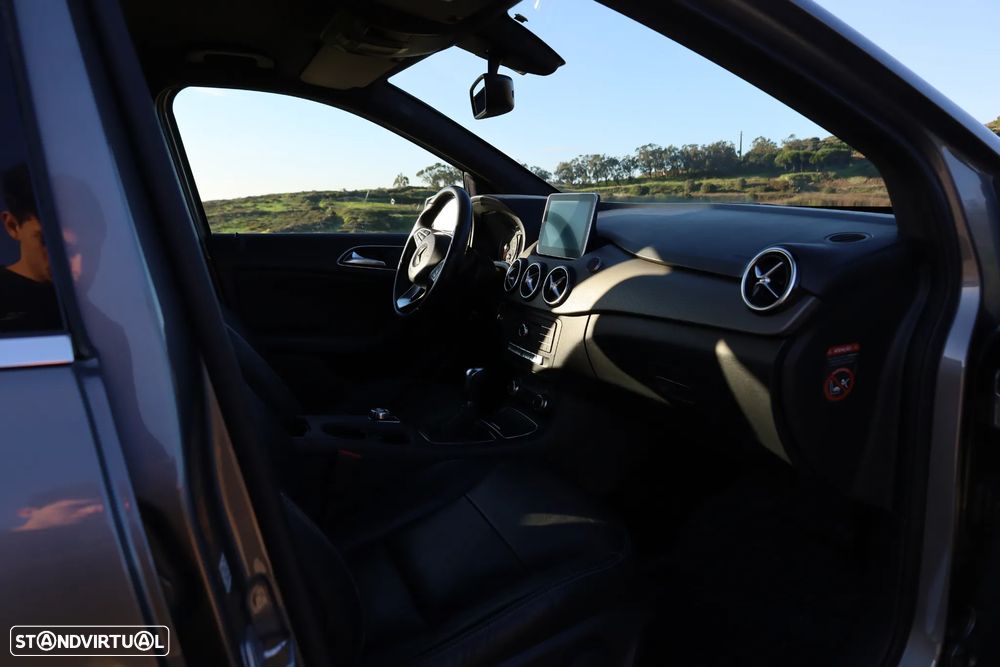Mercedes-Benz B 180 CDI Urban - 9
