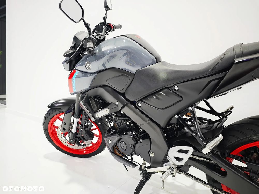Yamaha MT - 17