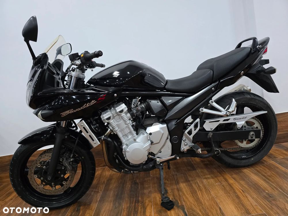 Suzuki Bandit - 16