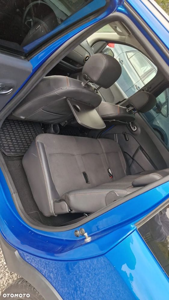 Dacia Lodgy TCe 115 Stepway - 11