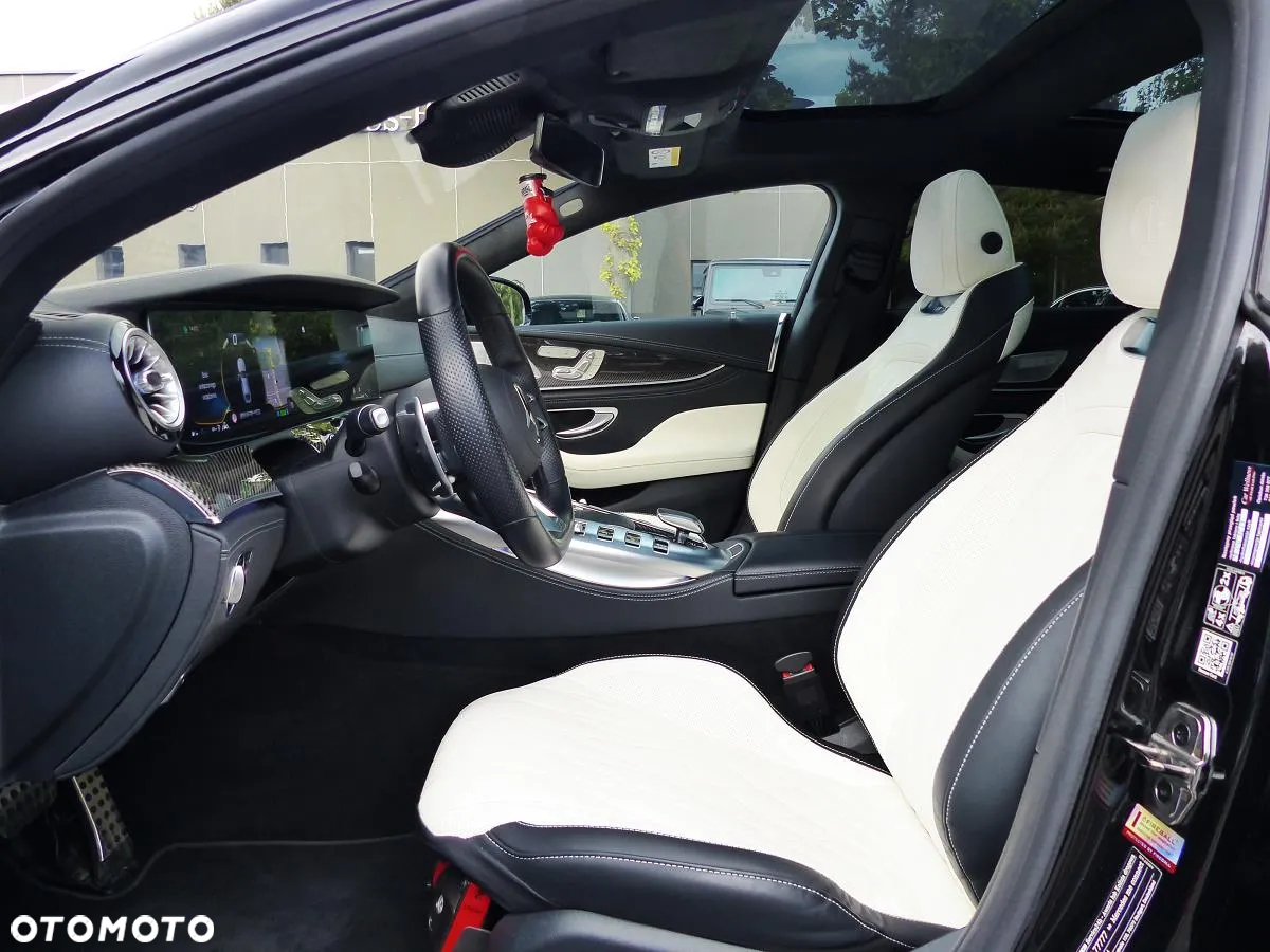 Mercedes-Benz AMG GT 43 4-Matic+ - 11