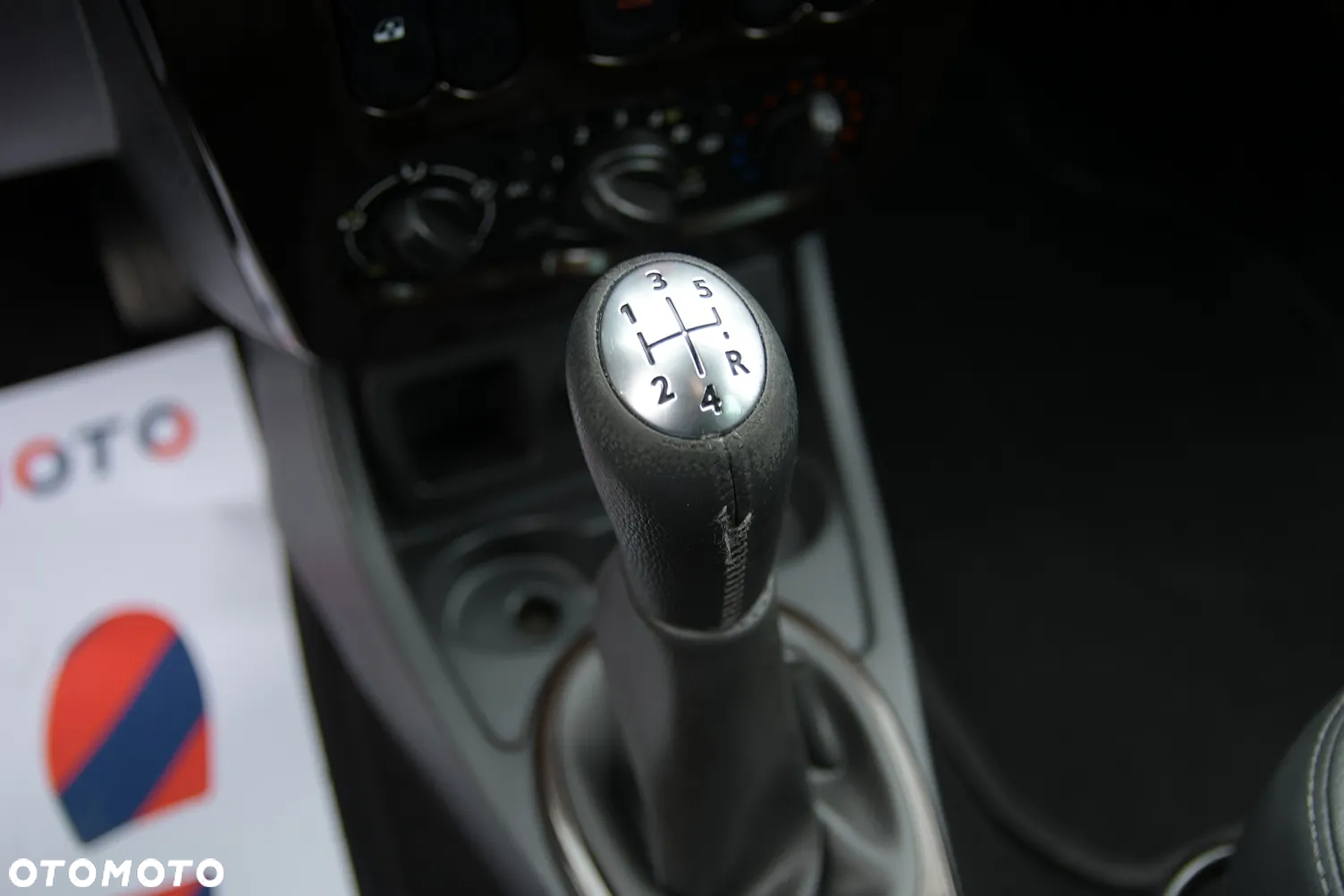Dacia Duster 1.6 - 28
