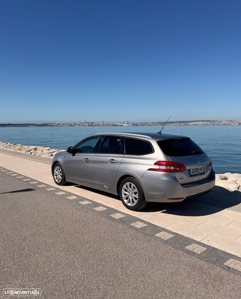 Peugeot 308 SW - 16