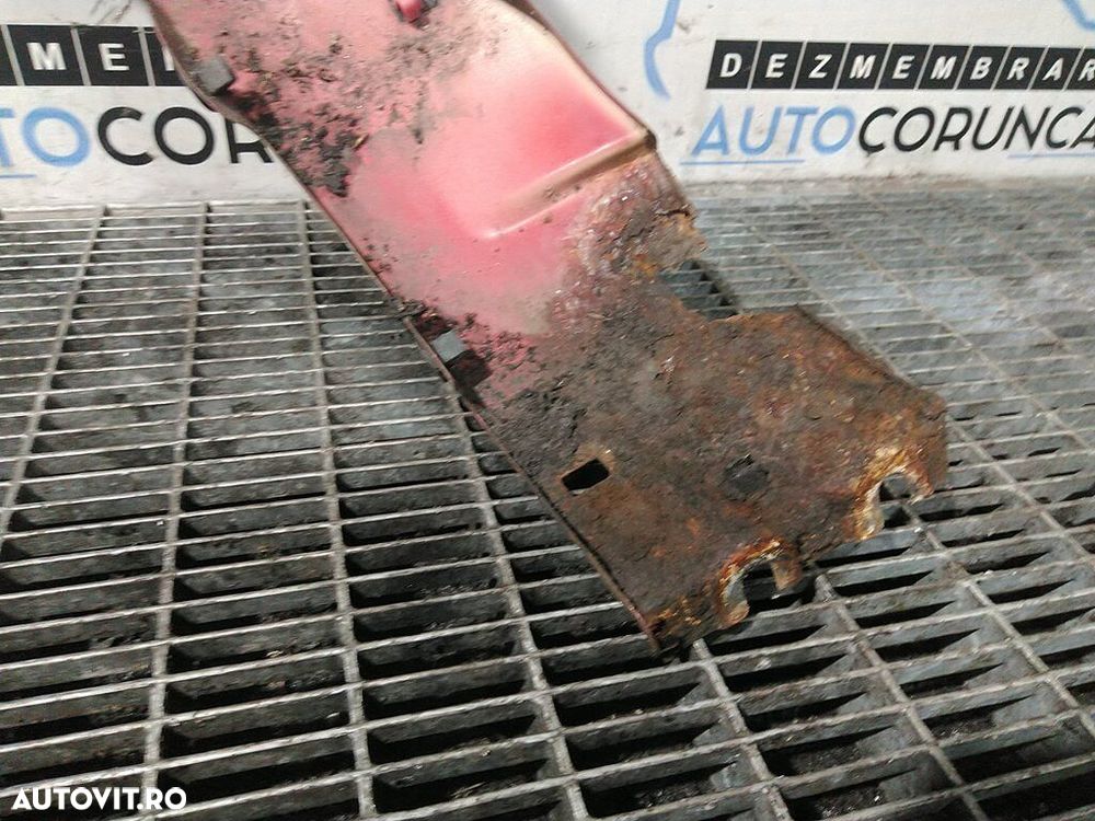 Aripa Dreapta Fata Kia Sportage II 2006 - 2010 4 Usi rosu (1247) Ruginit. Gaurit - 5