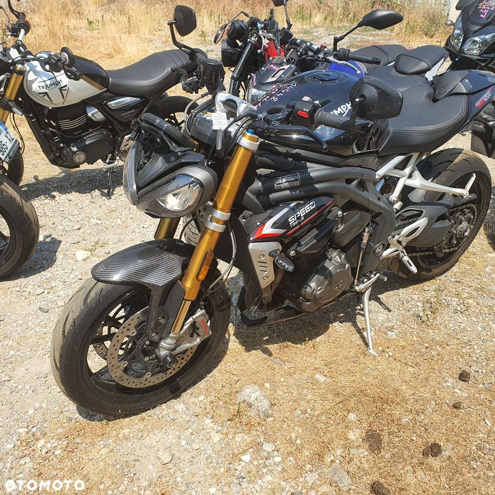 Triumph Speed Triple - 1